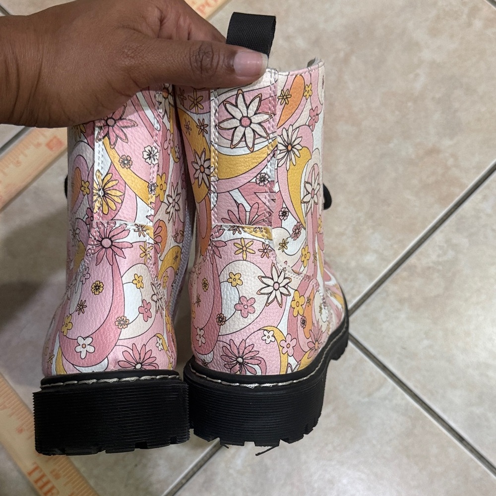 UNIONBAY Ginny Pink Floral Lace-Up Combat Boots y2k 90s psychedelic floral 70s 9 - Picture 7 of 13